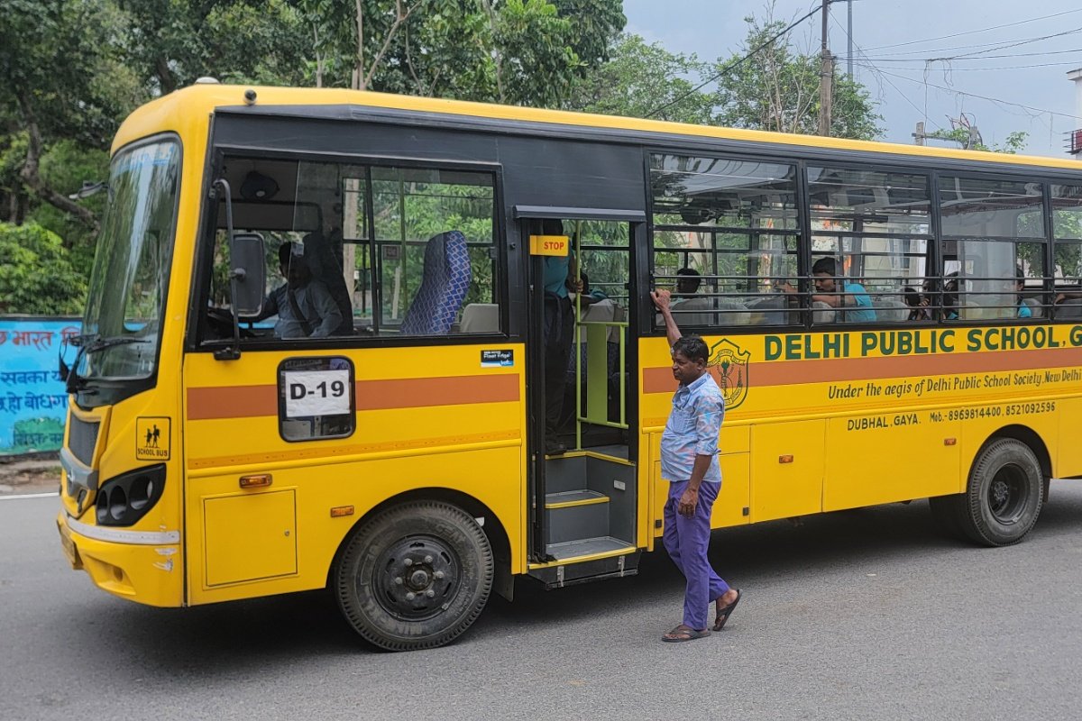 La verdadera historia de los conductores de autobuses escolares de la India